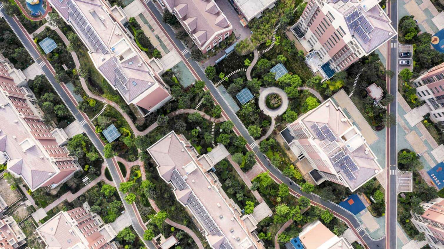 Cambridge Sustainable Real Estate: Creating a Better Built Environment online short course banner