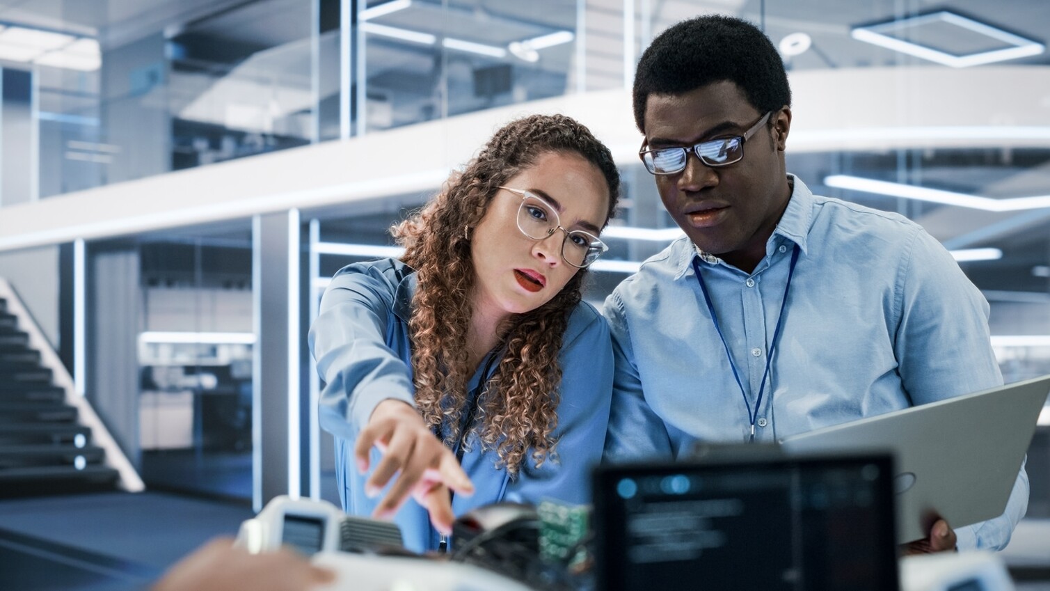 MIT Sloan Navigating AI: Driving Business Impact and Developing Human Capability Program banner