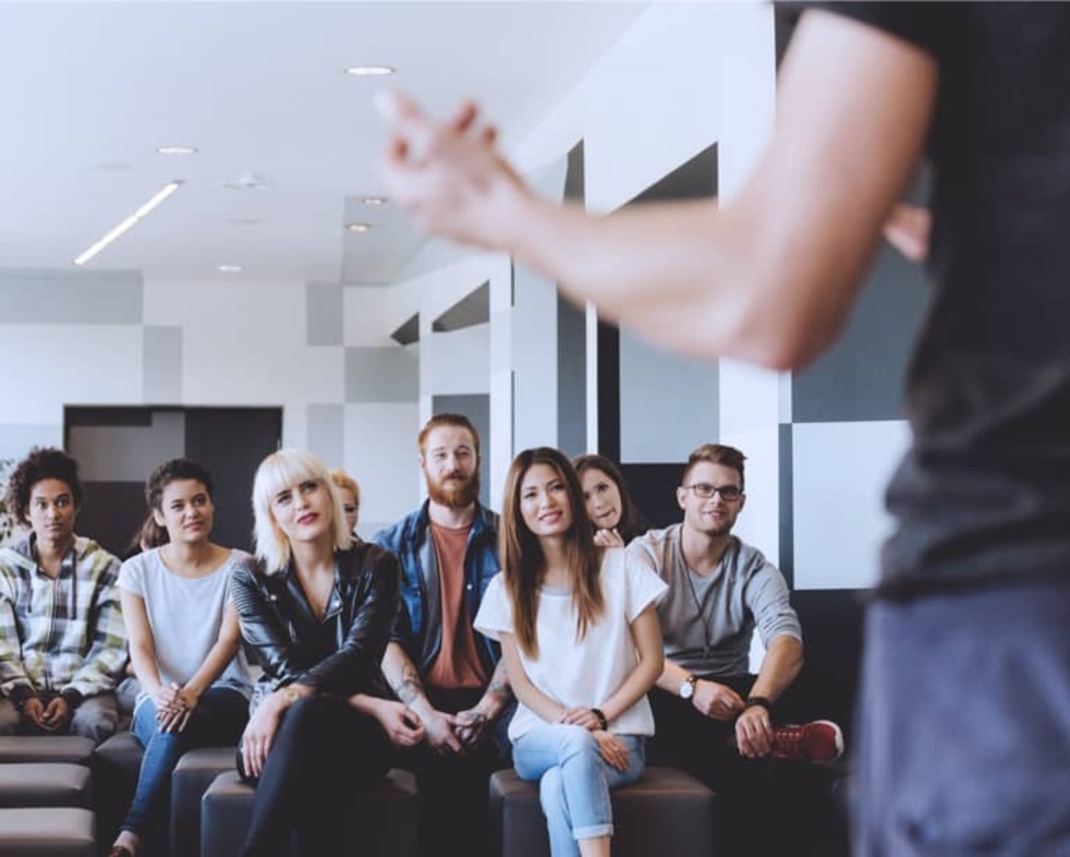 UCT Professional Communication and Office Management online short course banner