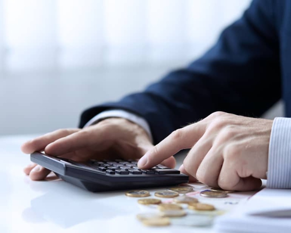 UCT Fundamentals of Financial Management online short course banner