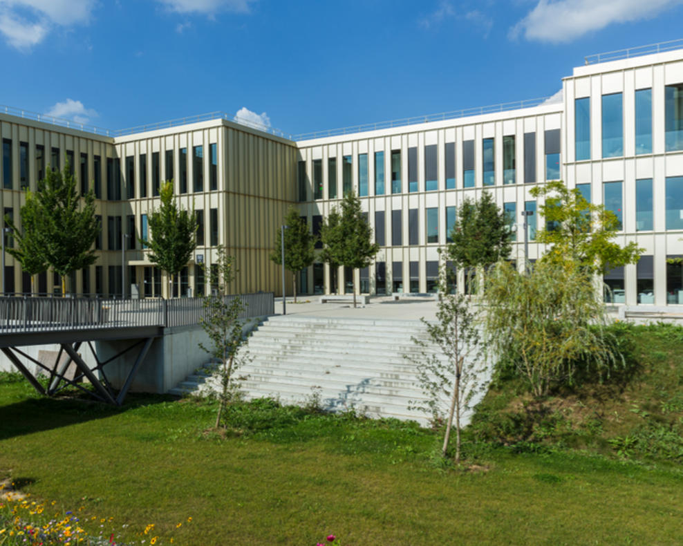 HEC Paris building